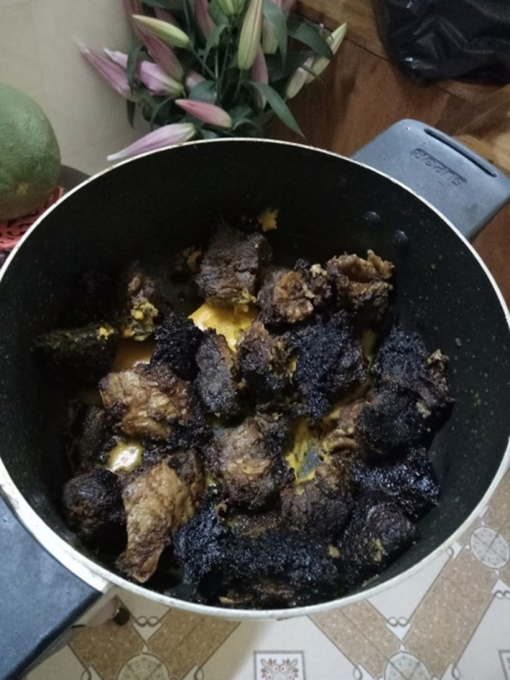 Phát hoảng với thành phẩm của hội yêu màu đen, thích mùi khét và ghét làm bếp - 7