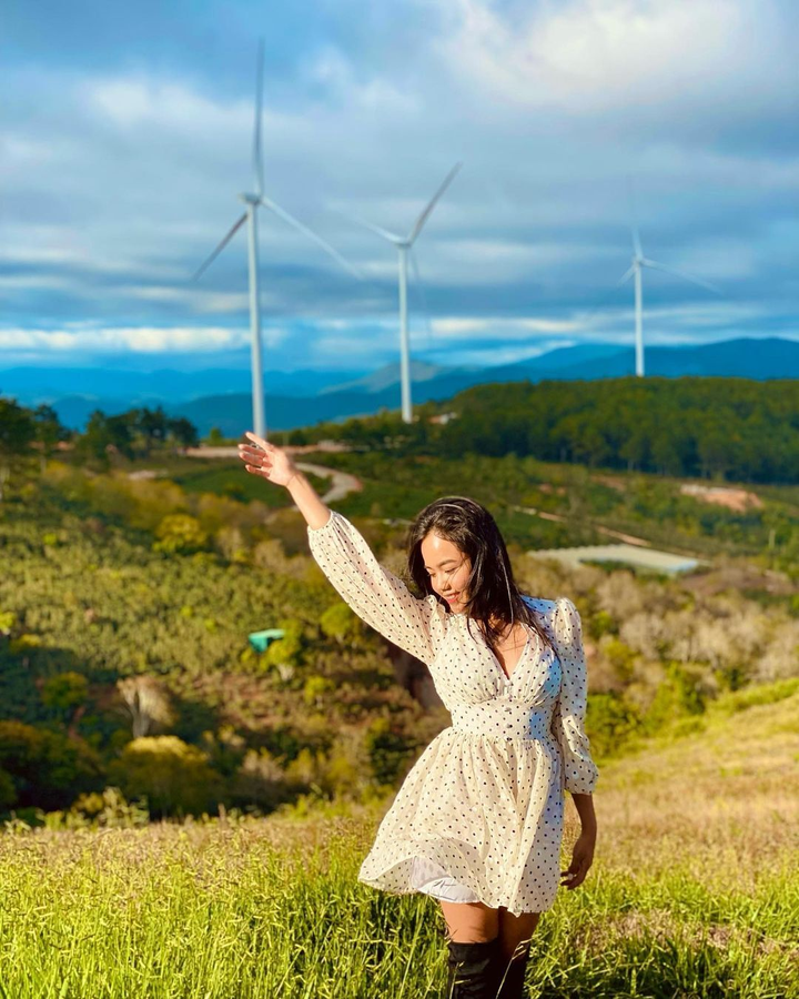 Phát hiện tọa độ lên hình cực thơ ở Đà Lạt với những cánh quạt gió khổng lồ - 9