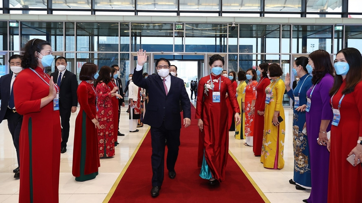 Khai mạc Đại hội Phụ nữ toàn quốc: Khơi dậy mạnh mẽ tiềm năng của phụ nữ - 2