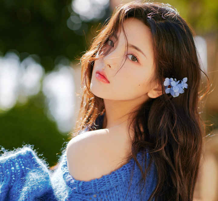 Dương Siêu Việt thảm họa diễn xuất ảnh 9 Bị chê 'thảm họa diễn xuất', Dương Siêu Việt liên tục được đóng vai chính - 9