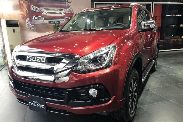 Top 10 xe bán ế nhất tháng 2: Toyota Corolla Altis bản cũ vẫn èo uột - 5