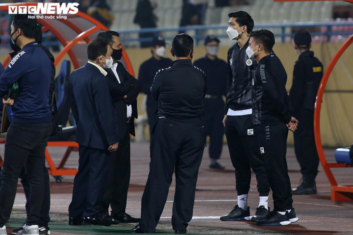 Hà Nội FC phải giữ vị thế đàm phán với Quang Hải và người đại diện - 2