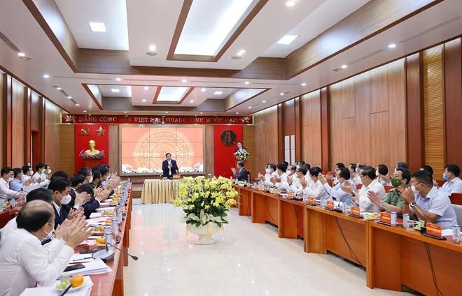 Thủ tướng: Xây dựng Trường Sa thành trung tâm kinh tế, văn hóa, xã hội - 2