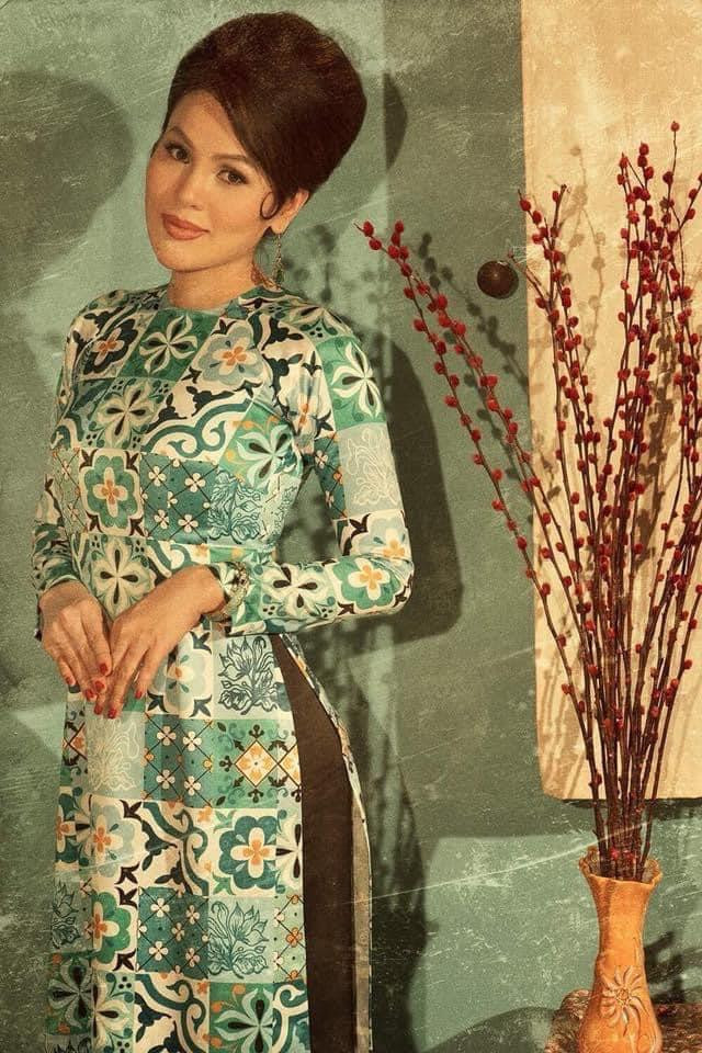 Vợ Xuân Bắc 'bêu' con trên mạng, Hoa hậu Phương Lê: 'Tôi thấy chị quá sai' - 1