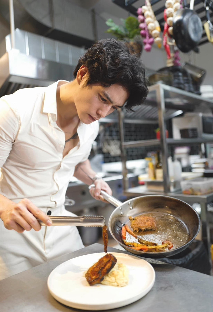 2 năm từ yêu đến đính hôn của Ngô Thanh Vân và bạn trai kém 11 tuổi - 8