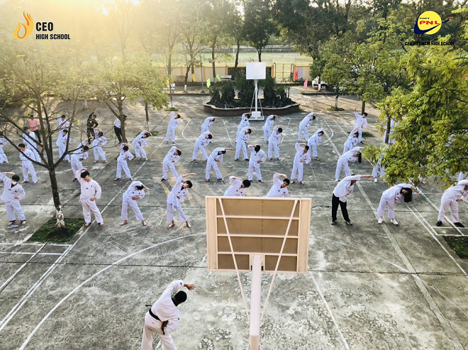 Chuyên gia chỉ cách chọn trường cấp 3 giúp con phát triển thân - tâm - tuệ - 3