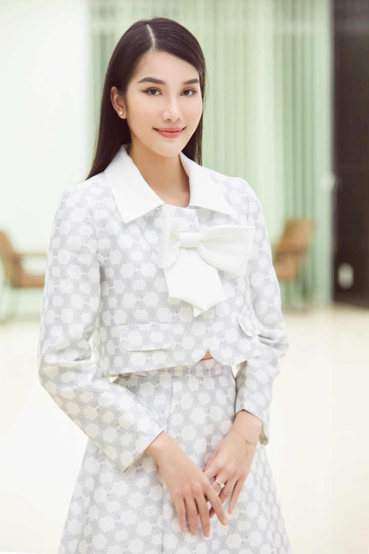 Á hậu Phương Anh làm MC 'Toàn cảnh 24h' của VTV - 6