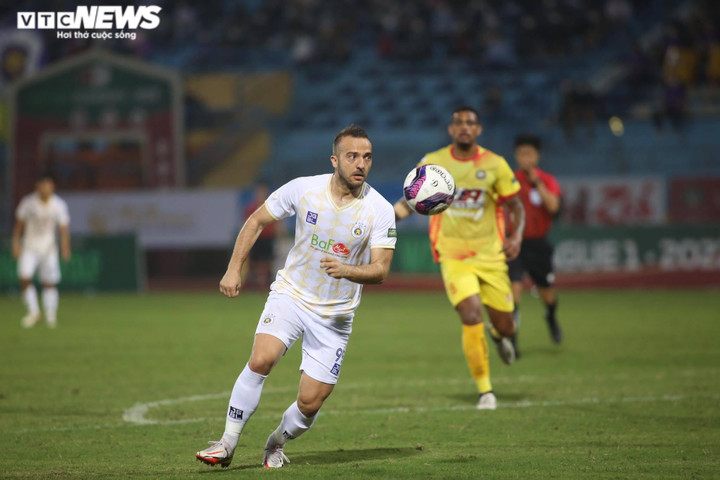 Trực tiếp bóng đá Hà Nội FC 1-0 Thanh Hóa: Quang Hải ghi bàn - 3