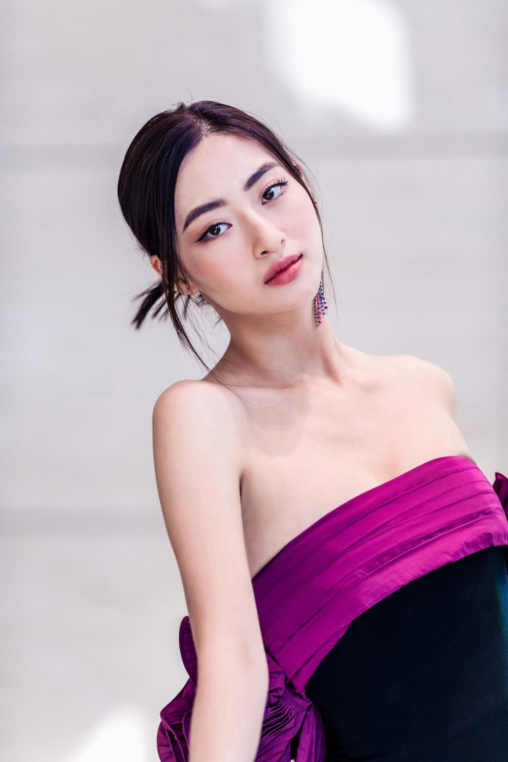 Lương Thùy Linh, Phương Anh lộng lẫy khi diện đồ hàng hiệu siêu sang Elie Saab - 4