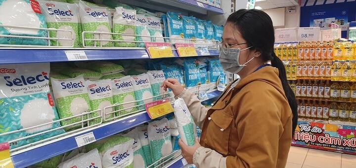 Co.opmart và Co.opXtra giảm giá 3.000 sản phẩm nhu yếu từ nay đến hết tháng 3 - 2