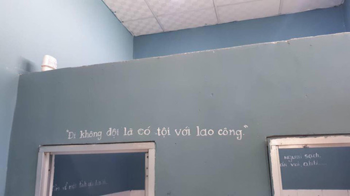 Cười xỉu với những biển báo không thể 'mặn' hơn được tìm thấy ở nhà vệ sinh - 7