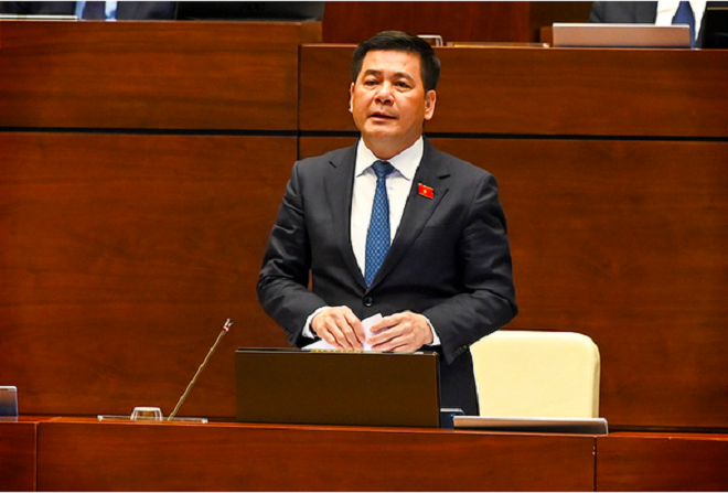 Đại biểu Quốc hội: Có việc găm xăng dầu từ doanh nghiệp cấp trên hay không? - 1