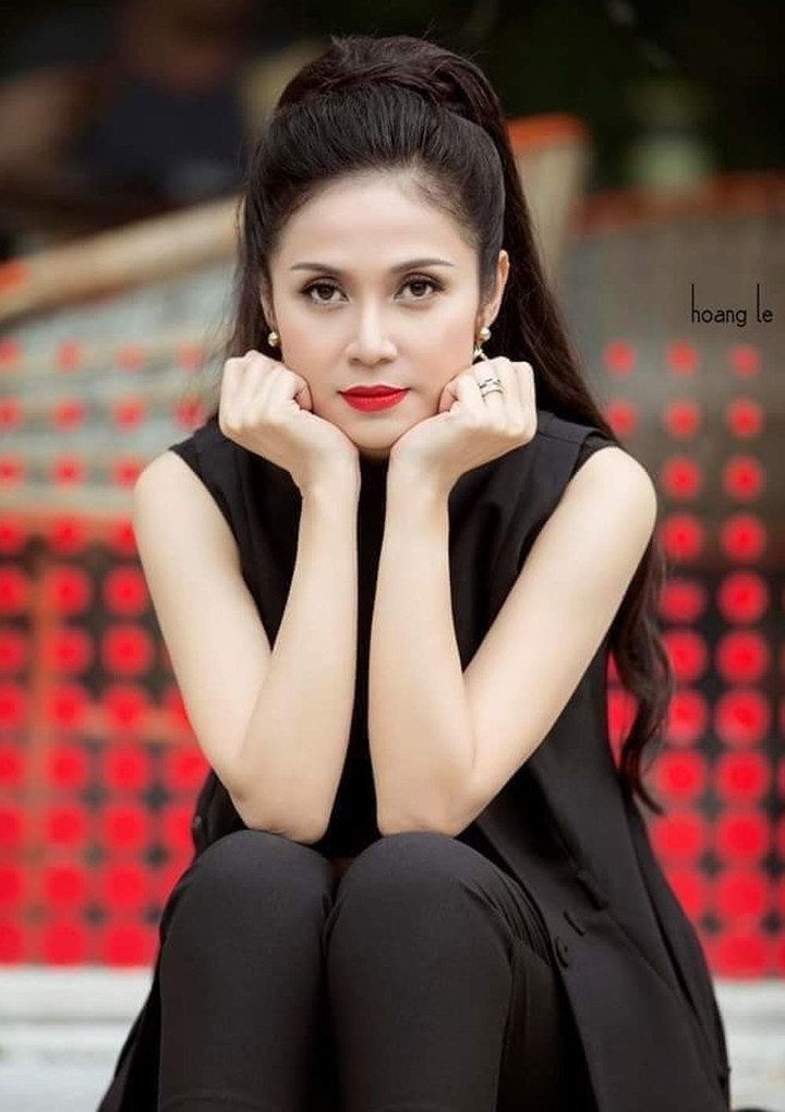 Việt Trinh ghét bị hỏi 'ba đứa nhỏ đâu, có cho tiền nuôi con không' - 2