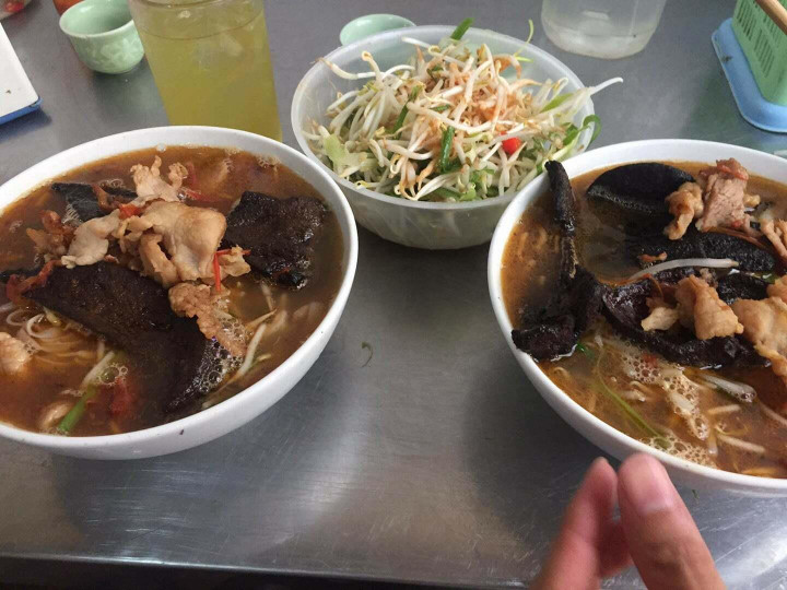 Khó quên hương vị của bát phở gan cháy - món ngon chỉ có ở Bắc Ninh - 4