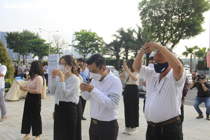 TPHCM: Khu tượng đài Đức thánh Trần Hưng Đạo có diện mạo mới - 14