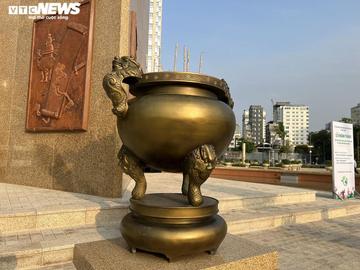 TPHCM: Khu tượng đài Đức thánh Trần Hưng Đạo có diện mạo mới - 13