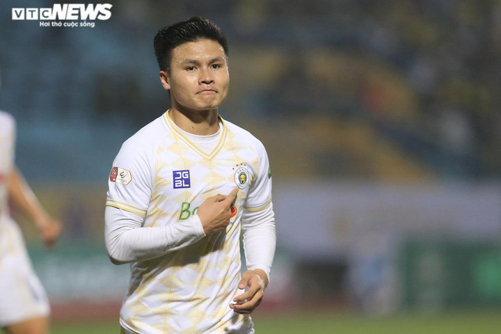 Quang Hải ghi bàn tinh quái, đối thủ hết trận mới nhận ra - 6