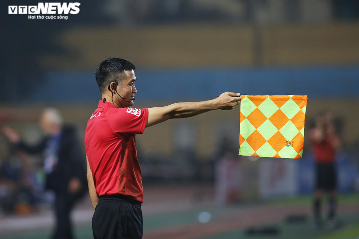 Quang Hải ghi bàn tinh quái, đối thủ hết trận mới nhận ra - 14