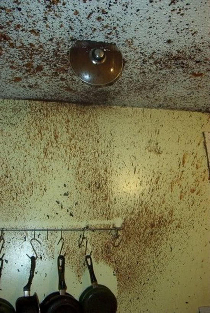 Khóc thét nhìn căn bếp biến thành hiện trường phim kinh dị bởi các tay vụng về - 4