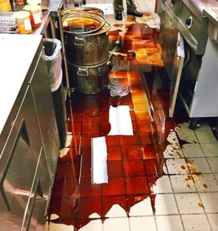 Khóc thét nhìn căn bếp biến thành hiện trường phim kinh dị bởi các tay vụng về - 1