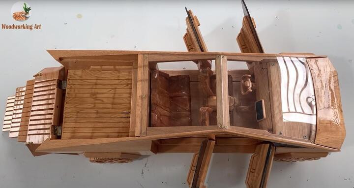 Hình ảnh Tesla Cybertruck bằng gỗ của thợ Việt trên báo ngoại - 7