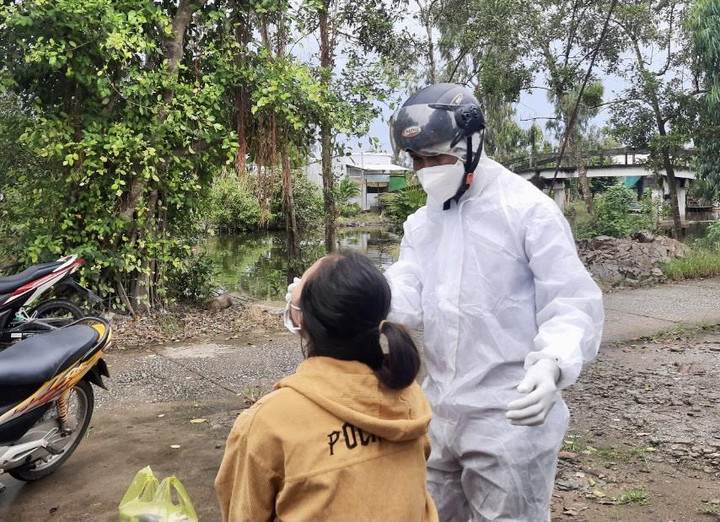 F0 không triệu chứng ở Cà Mau được đi làm phải đáp ứng điều kiện gì? - 1