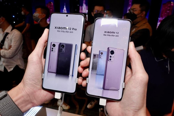 Dòng smartphone cao cấp Xiaomi 12 ra mắt tại Việt Nam, giá từ 19,99 triệu đồng - 1