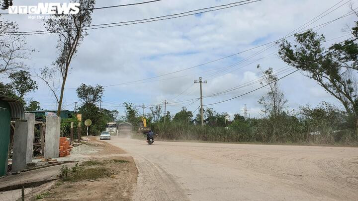 Cận cảnh con đường như ruộng cày là nỗi ám ảnh nhiều năm của dân xứ Huế - 2