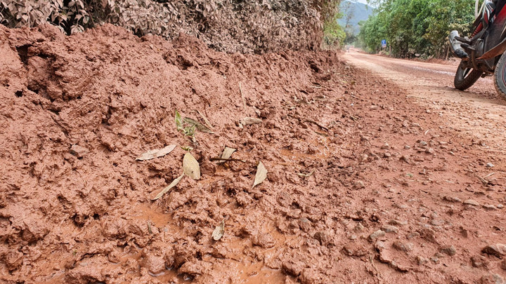 Cận cảnh con đường như ruộng cày là nỗi ám ảnh nhiều năm của dân xứ Huế - 6