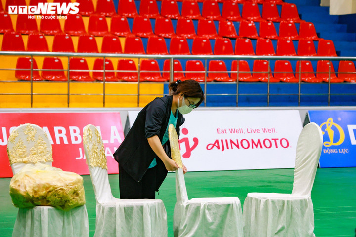 Ảnh: Nhà thi đấu ở ngoại thành Hà Nội 'chạy nước rút' chuẩn bị đón SEA Games 31 - 6