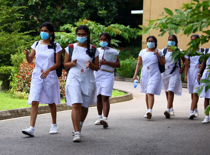 Đất nước hủy thi học kỳ vì thiếu tiền mua giấy - 1