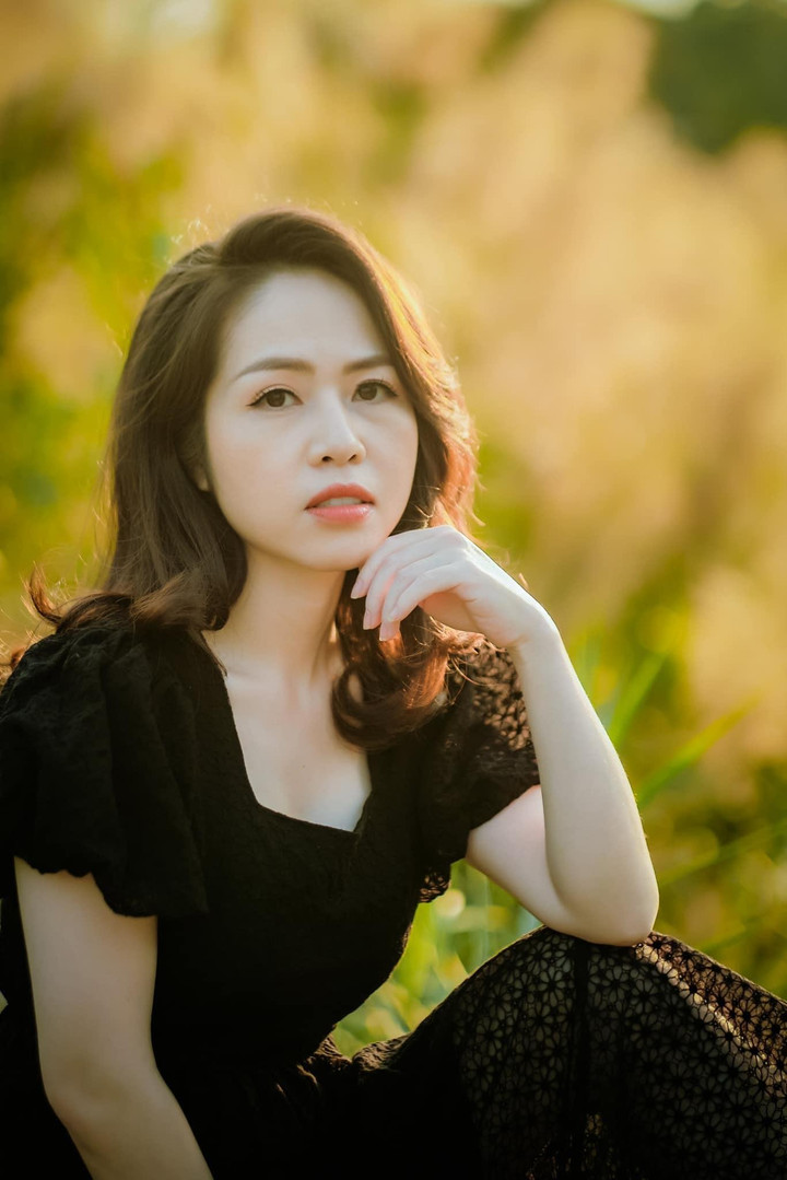 Hình ảnh đời thường khác lạ của BTV Thư Hiền 'Chuyển động 24h' - 9