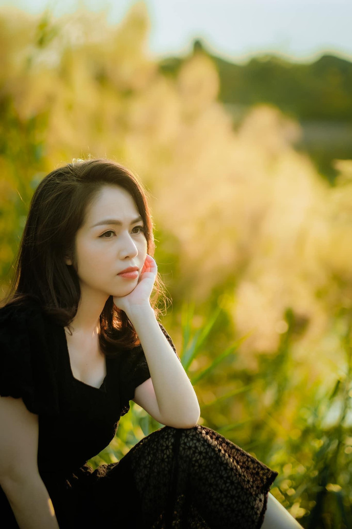 Hình ảnh đời thường khác lạ của BTV Thư Hiền 'Chuyển động 24h' - 10