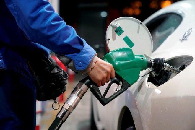 Chuyên gia: 'Đà tăng của giá dầu vẫn chưa kết thúc' - 1