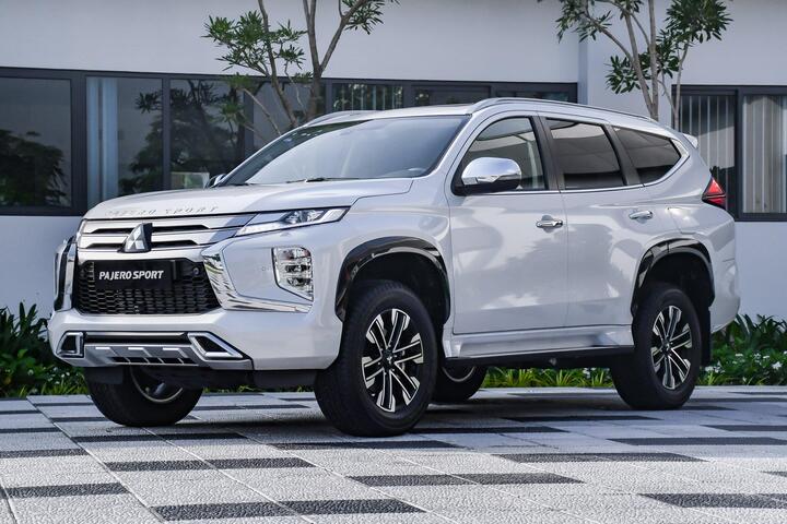 Thêm hàng loạt mẫu ôtô giảm giá mạnh trong tháng 3 - 7