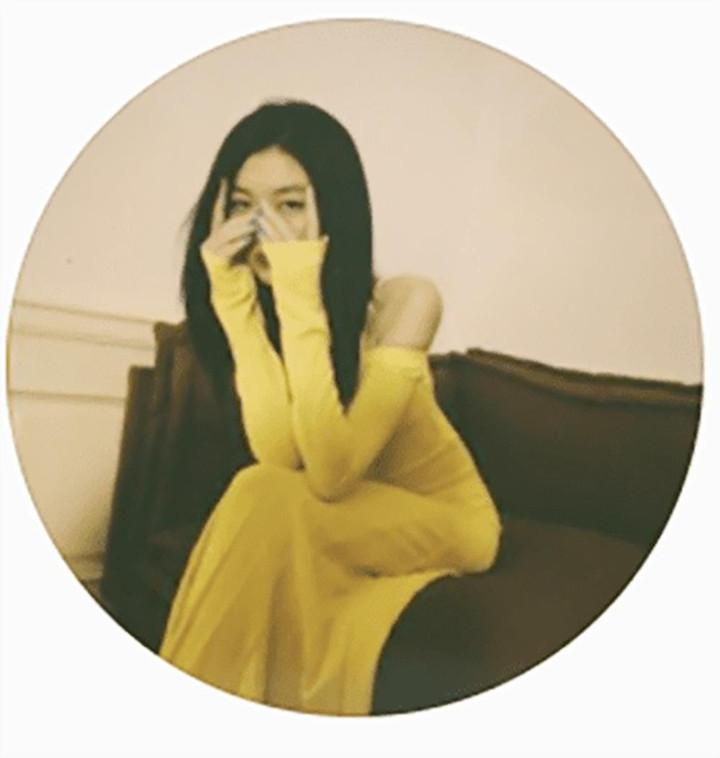 Con gái Lý Á Bằng - Vương Phi: Xinh đẹp ở tuổi 15, thân thiết với vợ mới của bố - 3