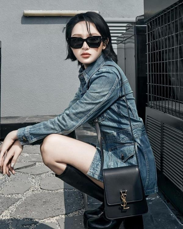 Hiền Hồ giàu cỡ nào ở tuổi 25? Hiền Hồ sở hữu xe chục tỷ, dát đầy hàng hiệu sau 5 năm đi hát - 14