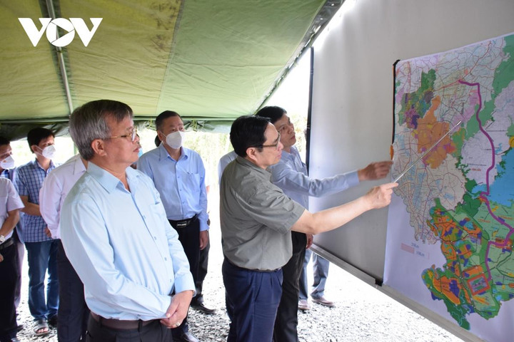 Thủ tướng Phạm Minh Chính kiểm tra dự án giao thông trọng điểm tại Bình Phước - 1