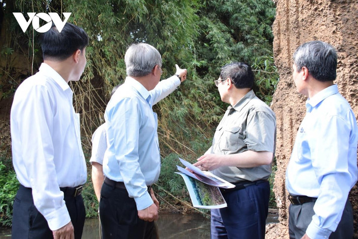 Thủ tướng Phạm Minh Chính kiểm tra dự án giao thông trọng điểm tại Bình Phước - 5