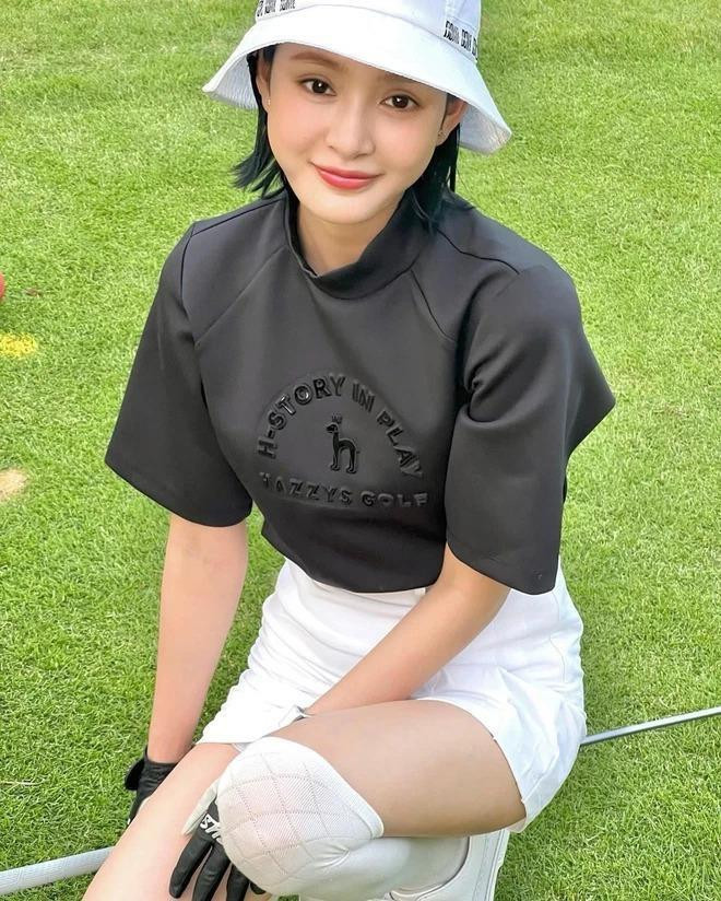 Hiền Hồ xinh, chảnh, phong cách với thời trang đánh golf - 9