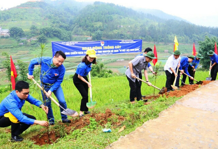 Thanh niên MobiFone phát huy tinh thần xung kích, sáng tạo trong kỷ nguyên số - 1