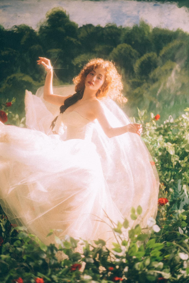 Khánh Thi quyến rũ như mỹ nhân thời Phục hưng trong bộ ảnh mừng tuổi 40 - 14