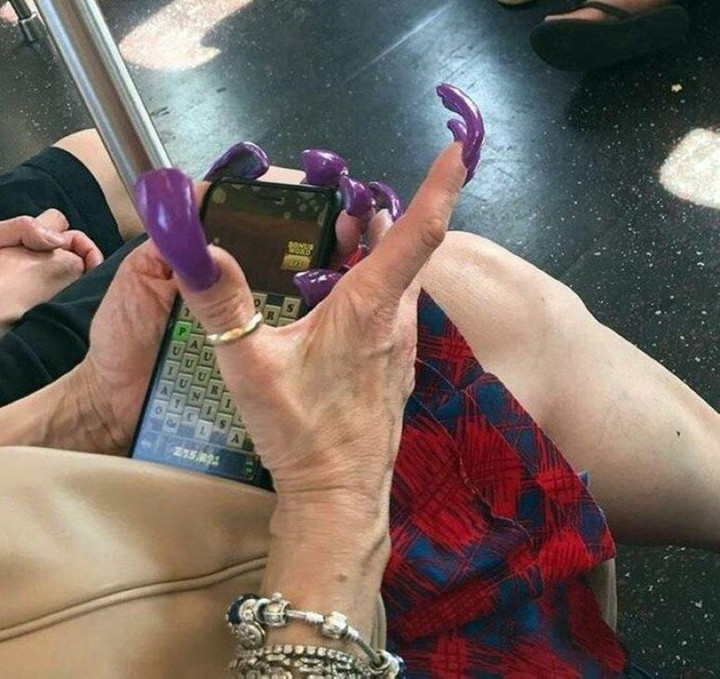 Những khoảnh khắc gây 'nổi da gà' vô tình được người đi đường bắt gặp - 1