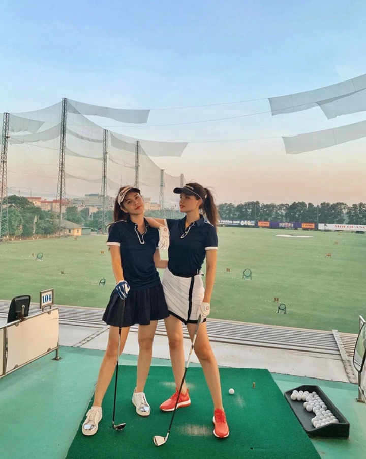 Hot girl Việt đọ sắc trên sân golf: Toàn gương mặt ‘cực phẩm’, một chín một mười - 14