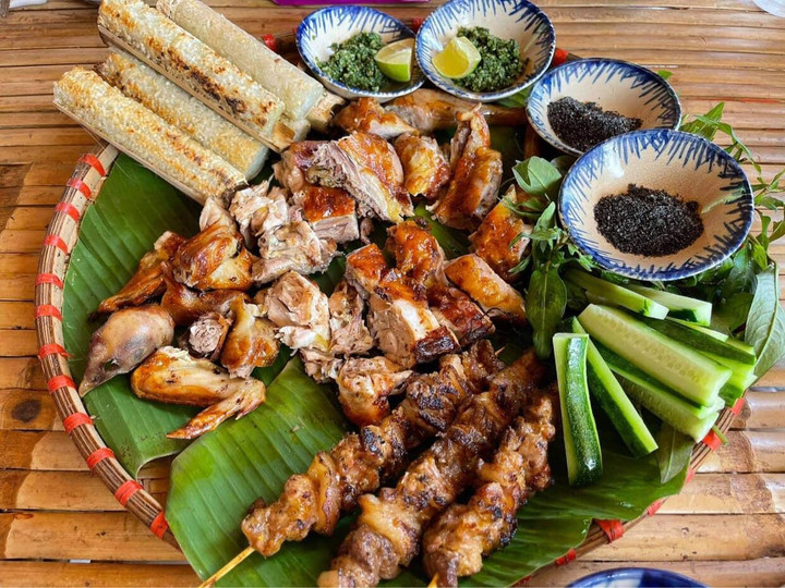 Lên Đăk Lăk thưởng thức gà nướng Bản Đôn, món ngon phảng phất hương vị núi rừng - 2