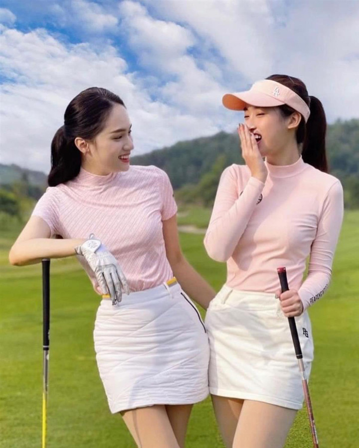 Ảnh: Hoa hậu, siêu mẫu Việt khoe sắc trên sân golf - 8