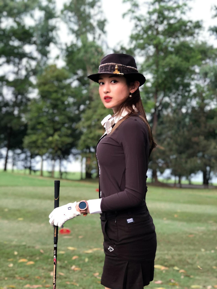 Ảnh: Hoa hậu, siêu mẫu Việt khoe sắc trên sân golf - 9