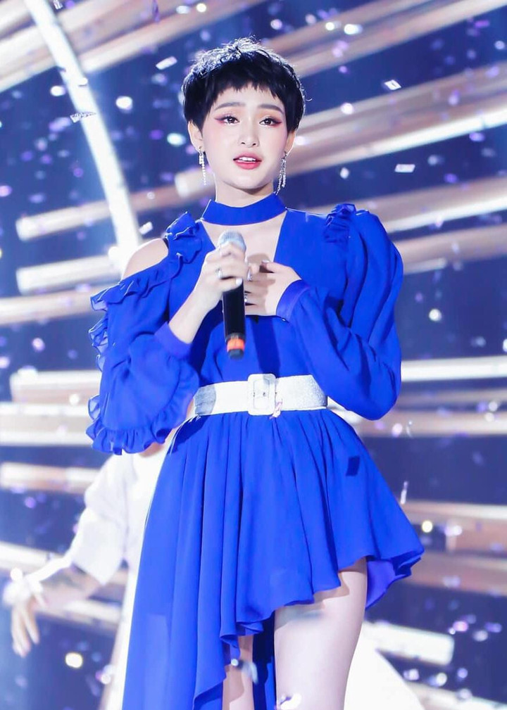 Cát-xê khủng của sao Việt: Lệ Quyên giá nửa tỷ, bầu show hé lộ bí mật về Hiền Hồ - 2