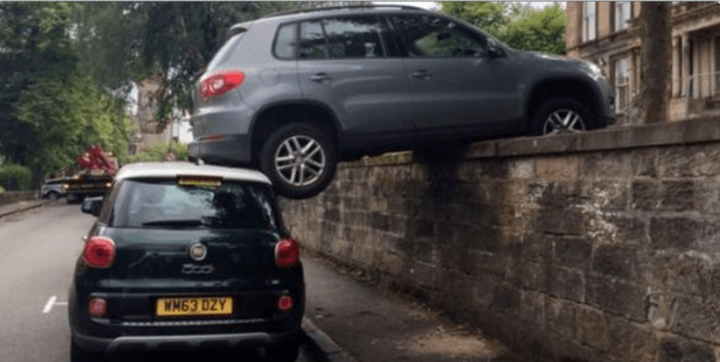 Cạn lời với những màn đậu xe 'out trình' mọi tay đua F1 hay diễn viên xiếc - 4