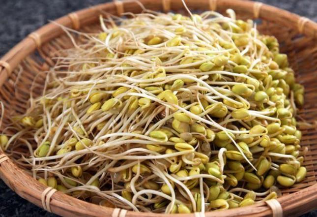 Những cấm kỵ khi ăn giá đỗ ít người để ý - 1